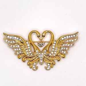 Nolan Miller Signed Vintage Gold Tone Kissing Swans Brooch Pin